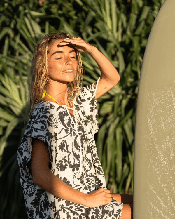 Paisley Cover Up - Image 4