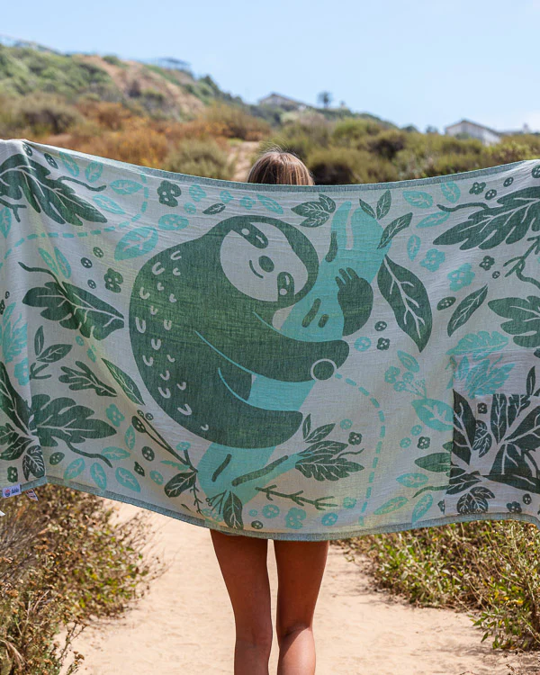 Wander Sloth Towel Bag - Fahlo - Image 4